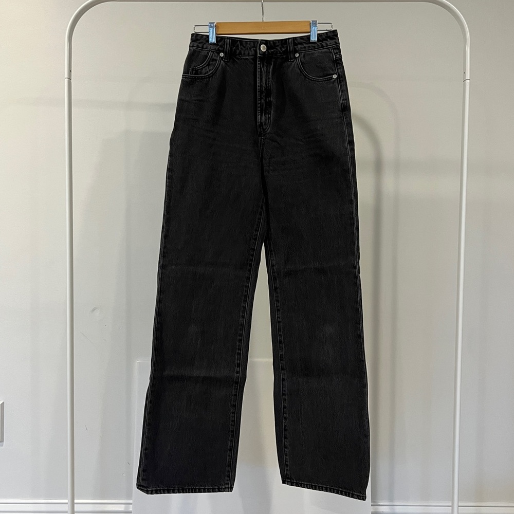 Rollas Black High Rise Loose Straight Jean